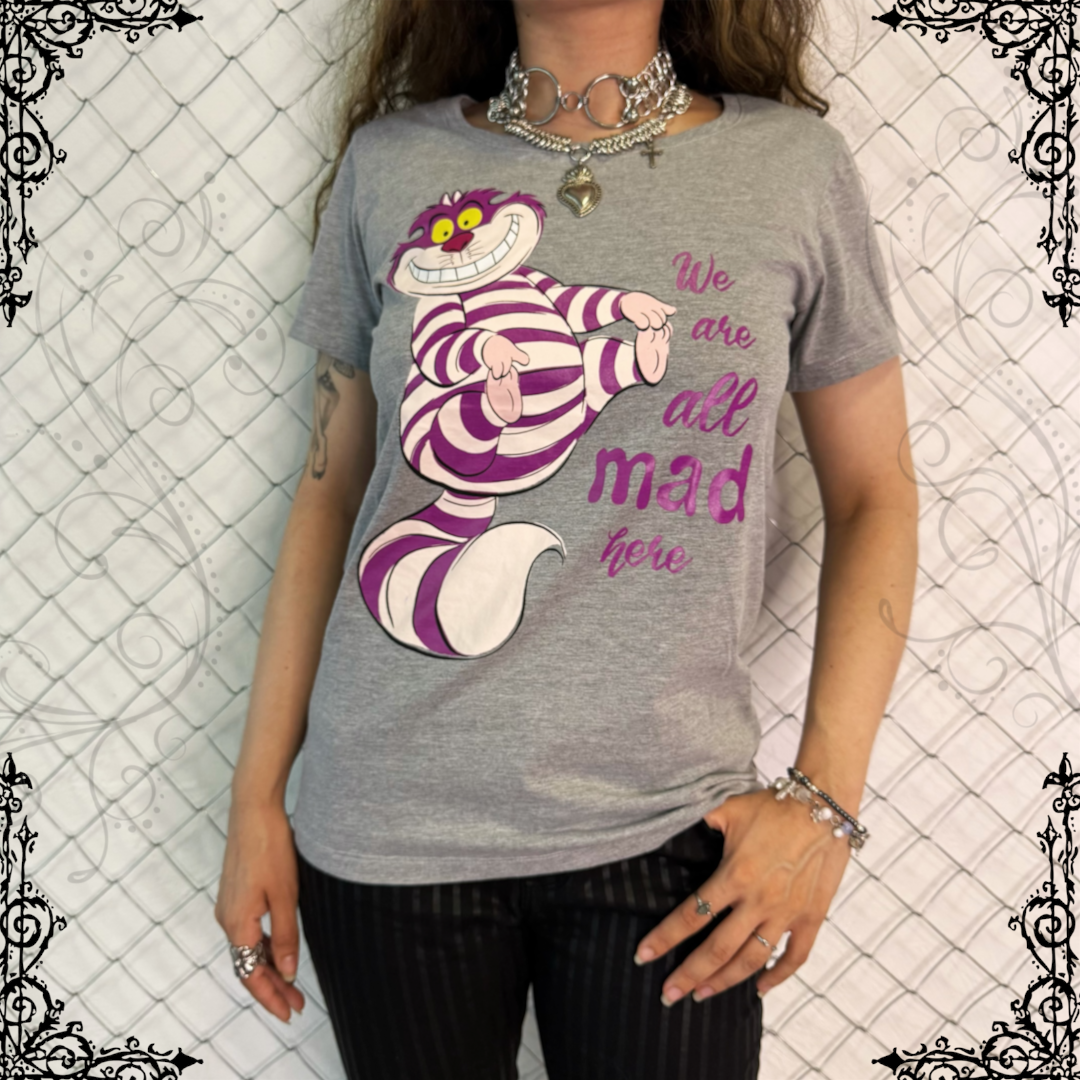 Alice in Wonderland Disneyland Paris cheshire cat grey tee 💞🐈‍⬛♠️♦️