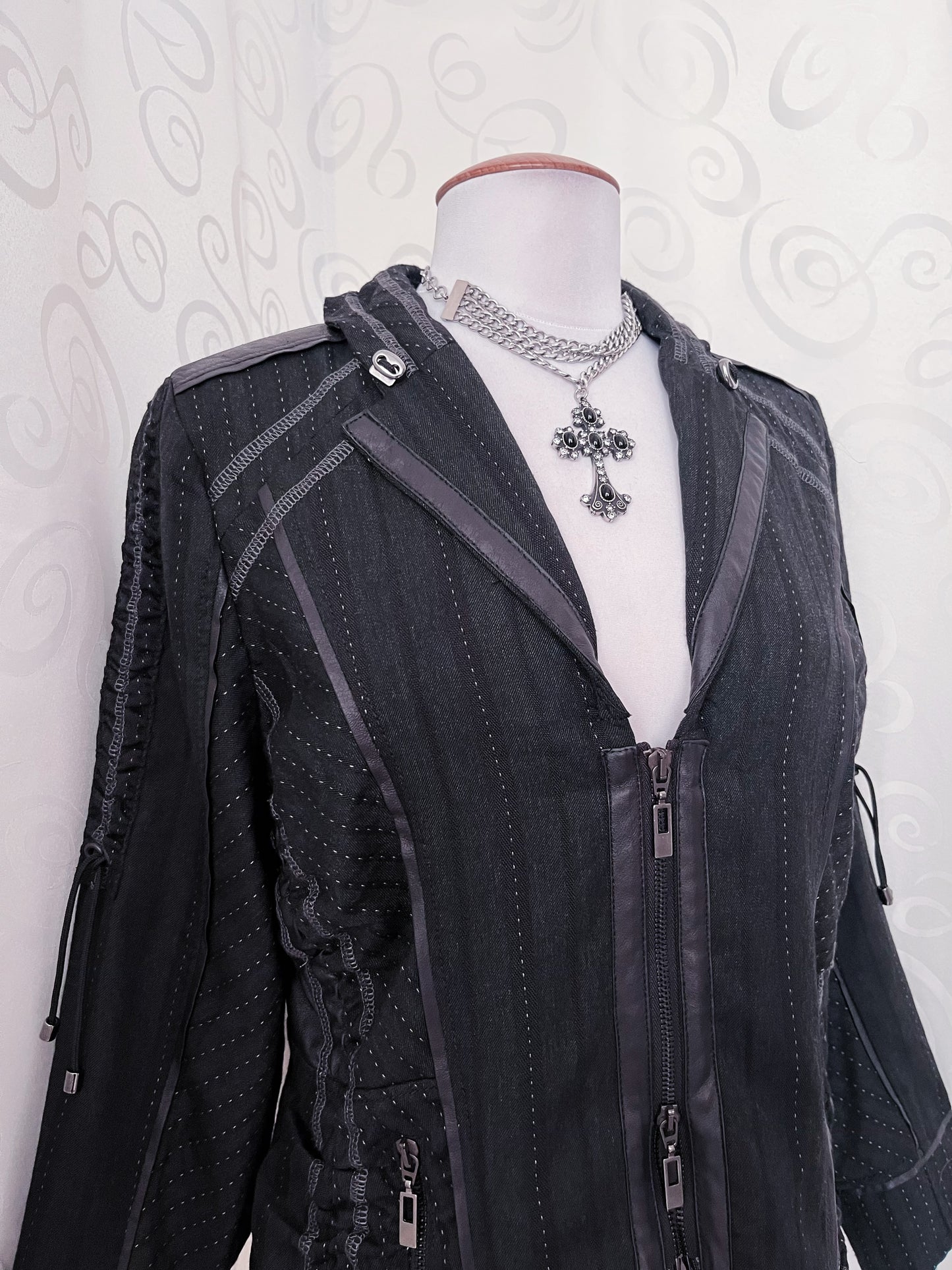 00’s Gothic patchwork zip-up jacket 🕸️🦇
