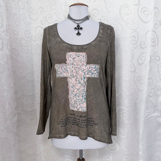 Iconic Y2K sequin cross top ✨✝️