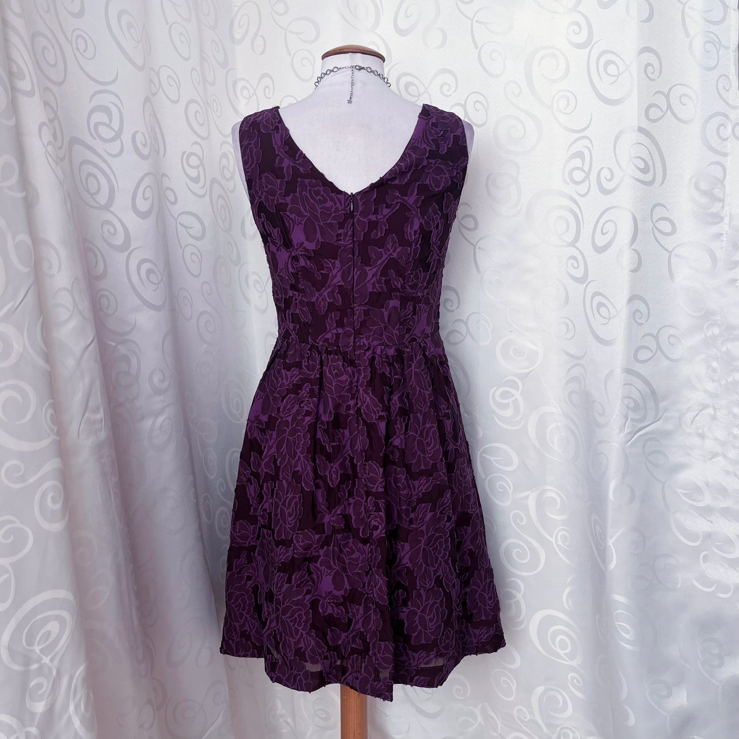 Yessica Whimsygoth purple dress with embossed leaves detail 💜