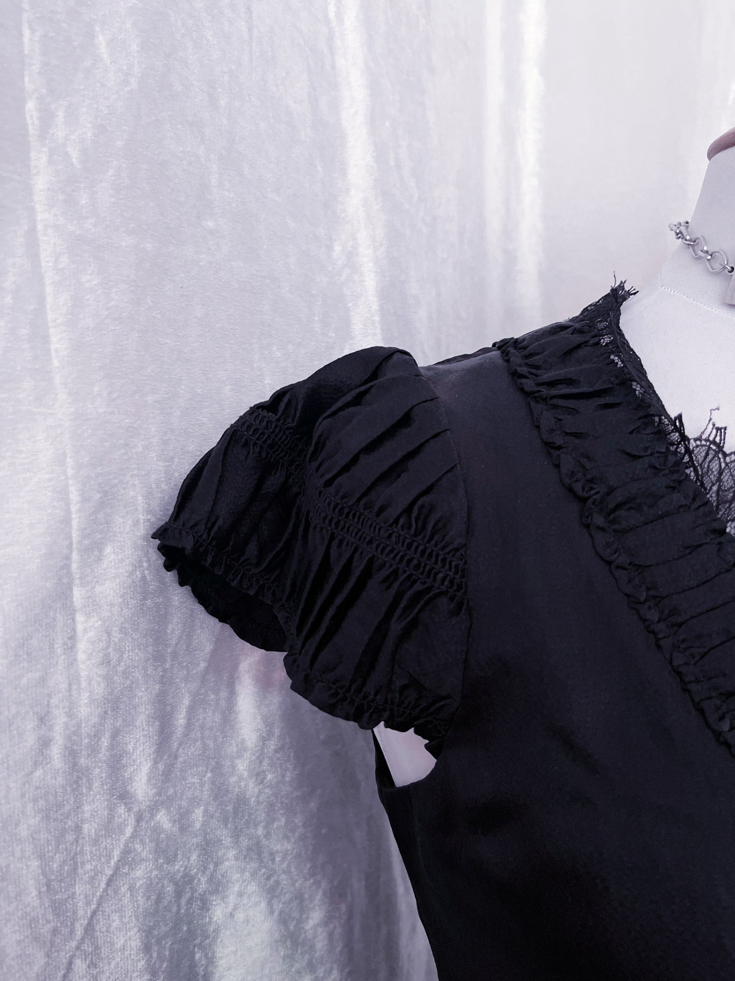 00's gothic silk ruffle black top 🦇