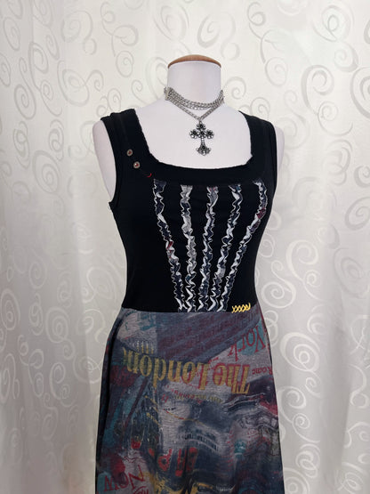 00’s asymmetrical city print dress with ruffle & stitches details 🌀🌃