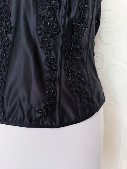 Whimsygoth/Gothic lace-up corset 🗝️🦇