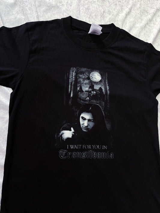 I wait for you in Transylvania Gothic T-Shirt 🧛🏻‍♂️🩸