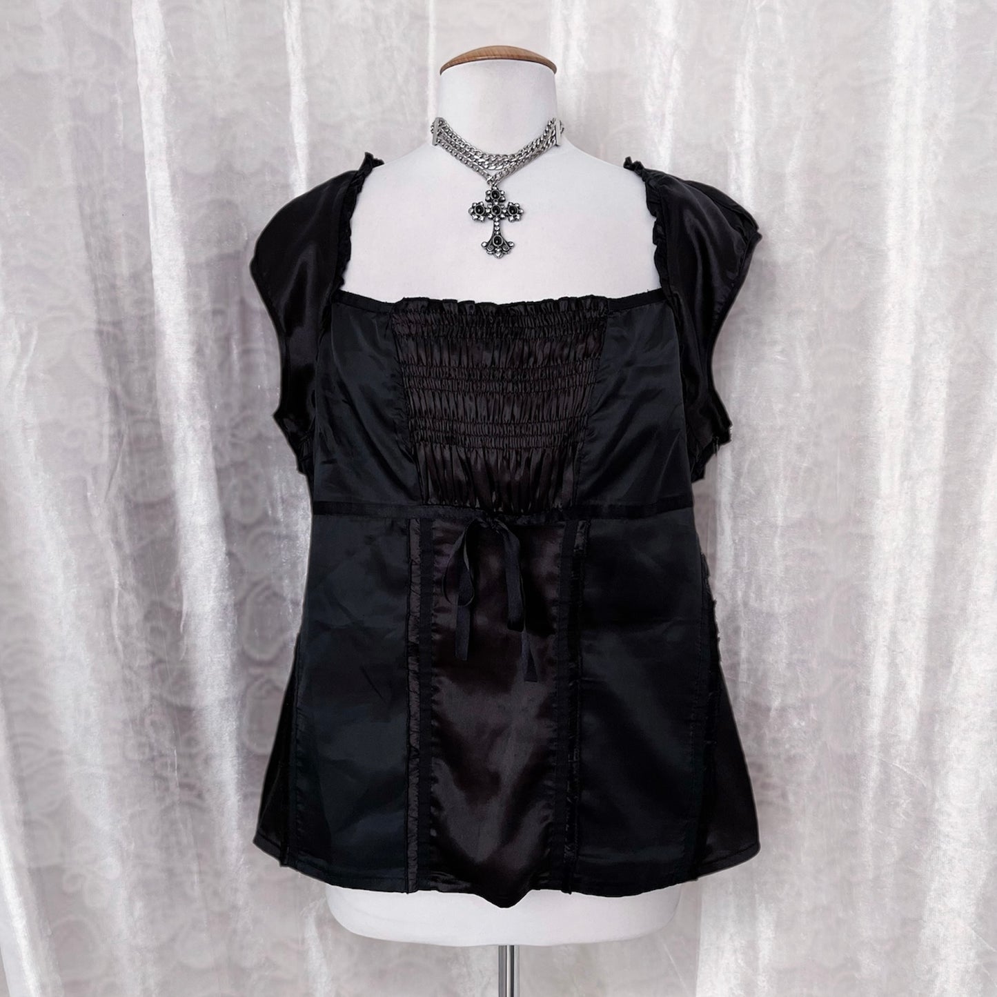 Dark coquette / Horror Protagonist black & brown saten top 🎀🗝️