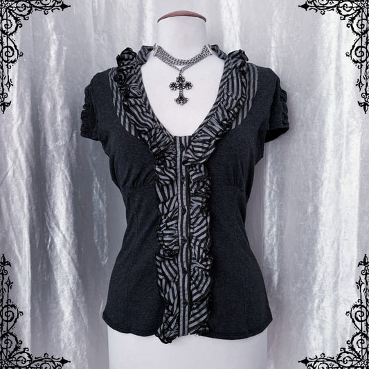 Horror protagonist dark coquette ruffle shirt 🎀
