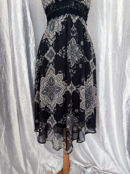 00's Orsay mesh dress with black lace detail 🕷️🍃