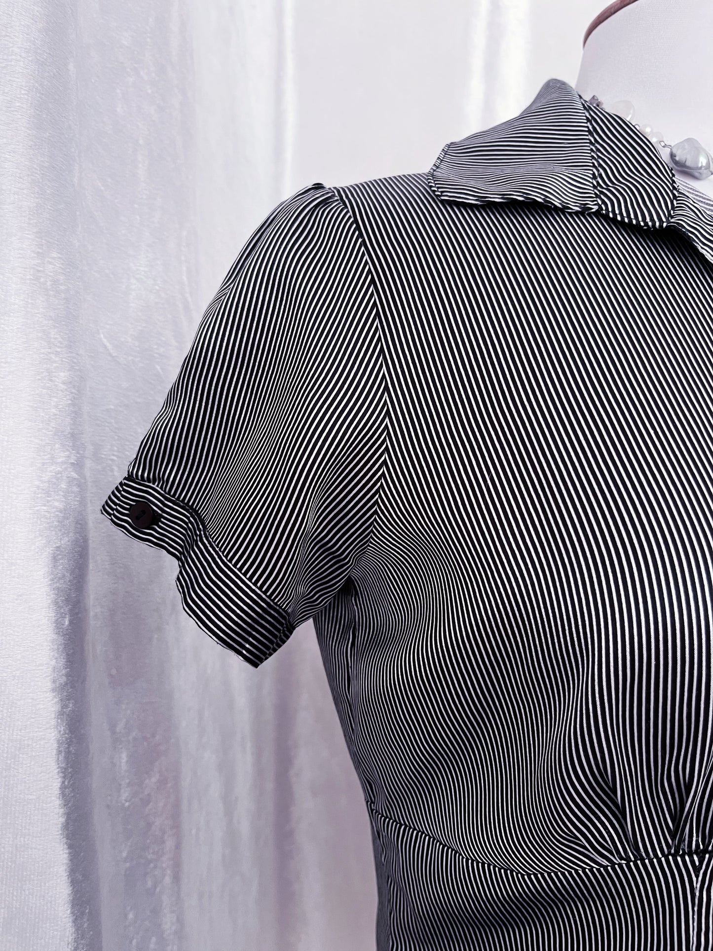 Yessica dark coquette striped shirt 💀