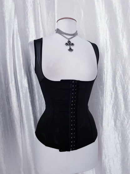 Alternative mesh training corset 🕸️