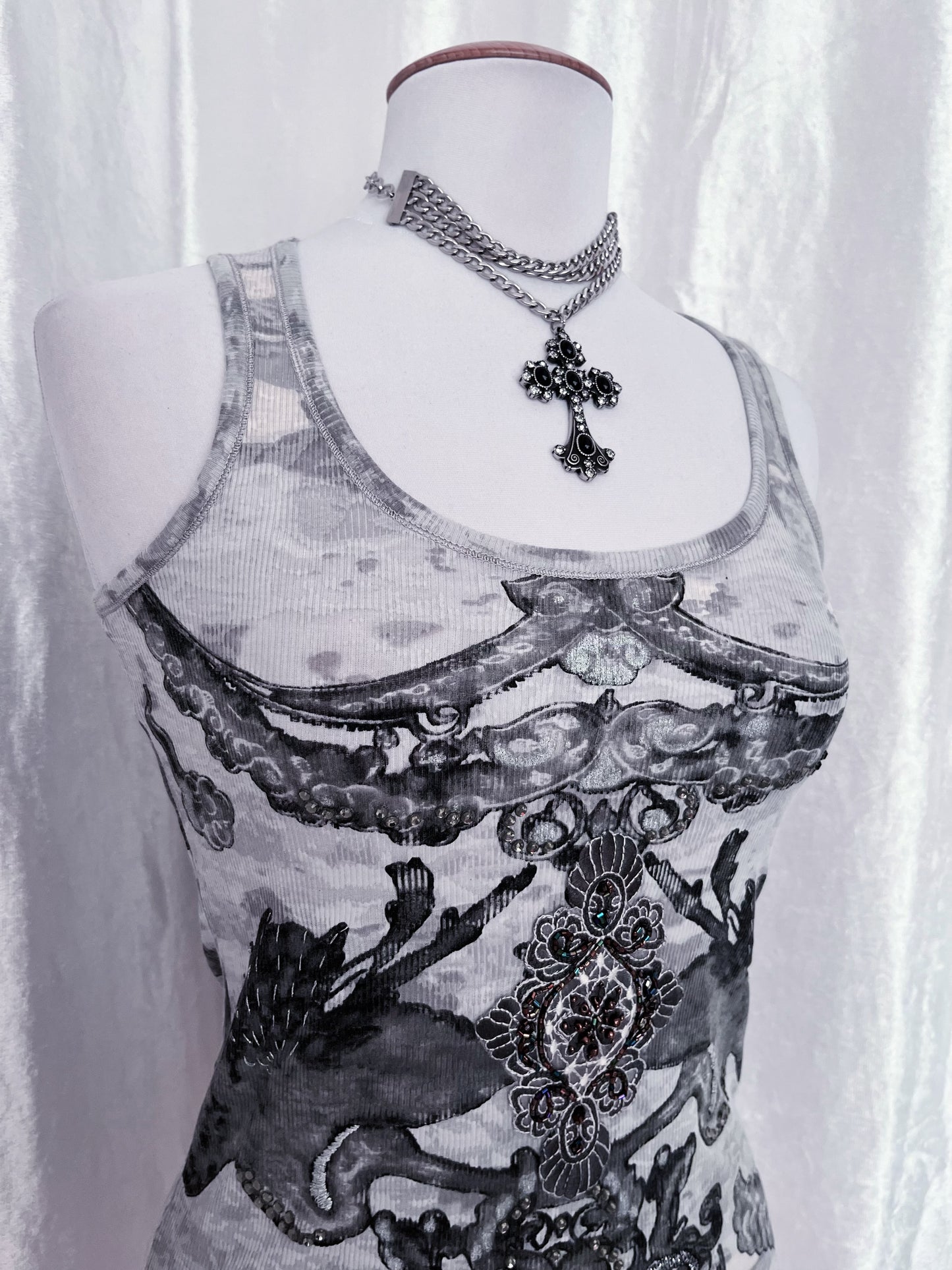 Y2K style graphic & beaded tank top ✨