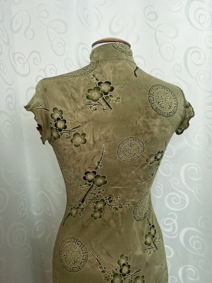 00’s whimsy Qipao green dress 💚🐍