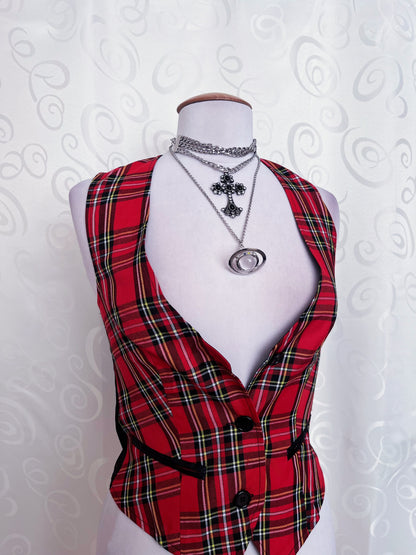 00’s punk tartan vest with satin back 🫀🫶