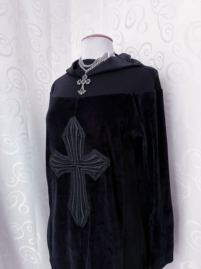 00’s Gothic velvet tunic/dress with cross patch ✝️🦇