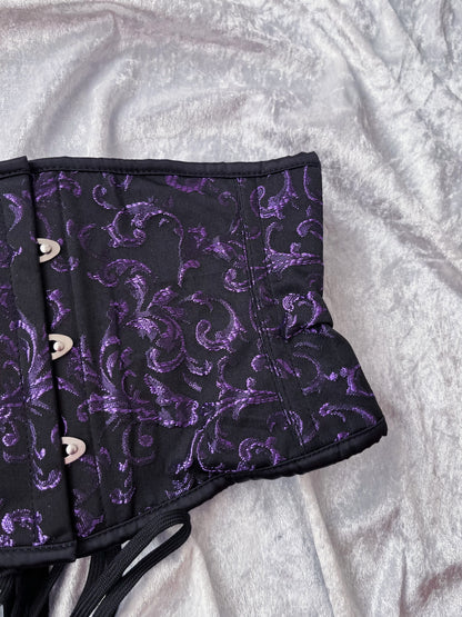 Dracula Amethyst Waist Cincher 💜