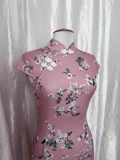 Chinese modern pink Qipao dress 🎀💞