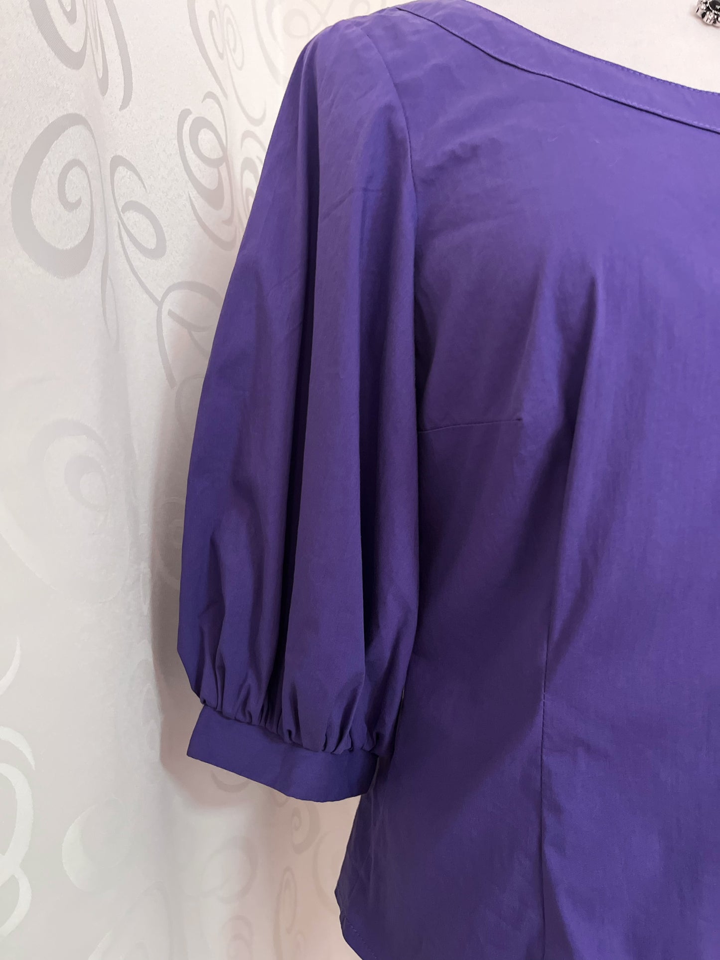 00’s Jirai Kei style purple shirt with puff sleeves 💜🦇