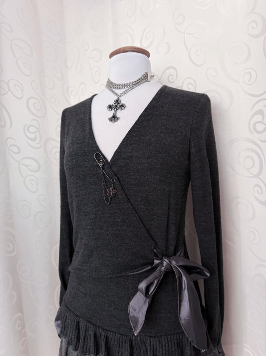 00’s Whimsy Dark Coquette knit dress 🗝️🎞️