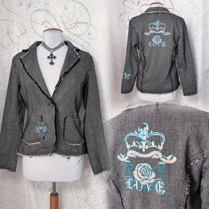 00’s Dark Academia light blazer with iconic Y2K embroidery back details 💀👑