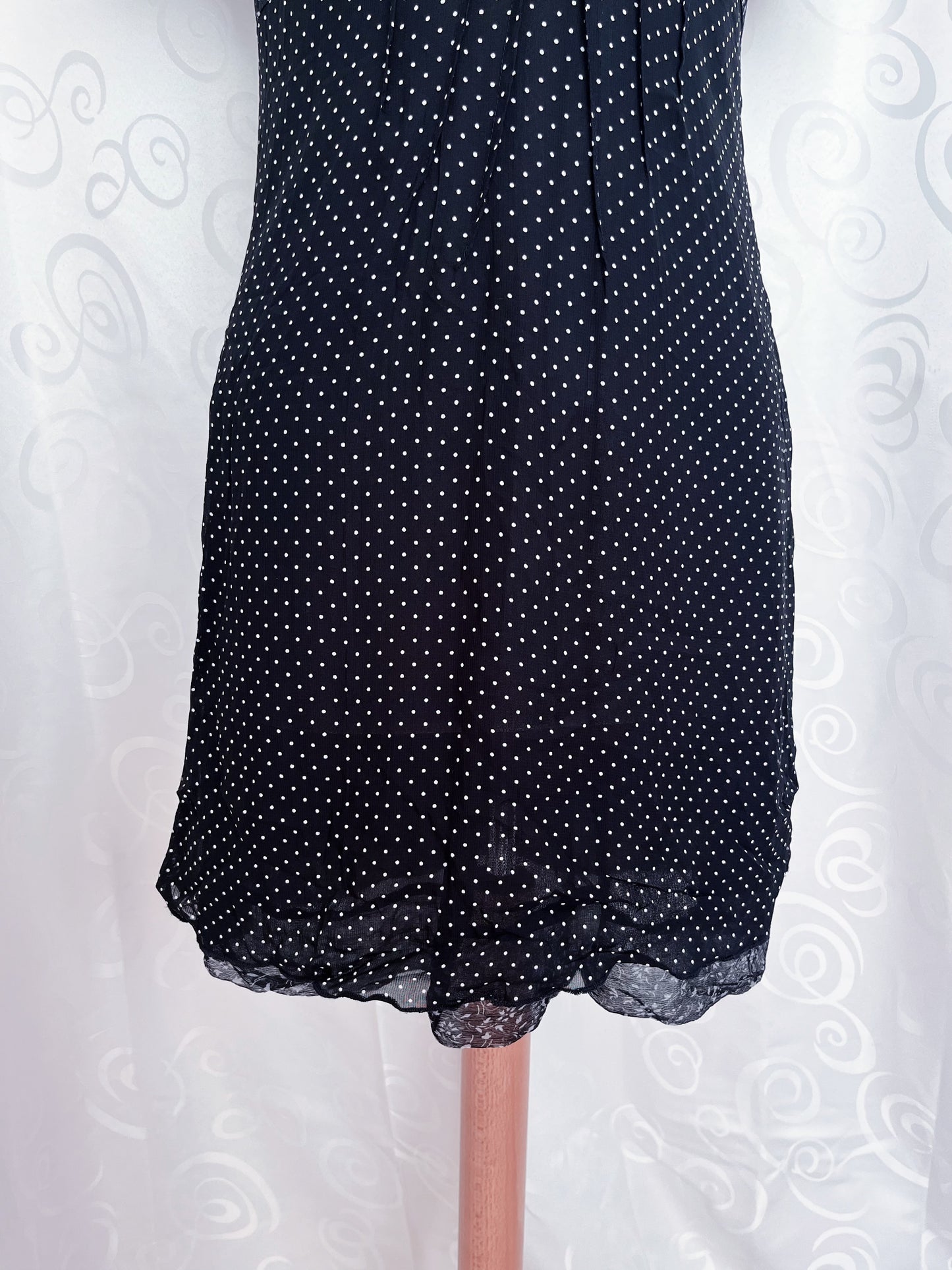 Dark coquette polka dot silk & viscose dress with heart bead detail 🎹🎶