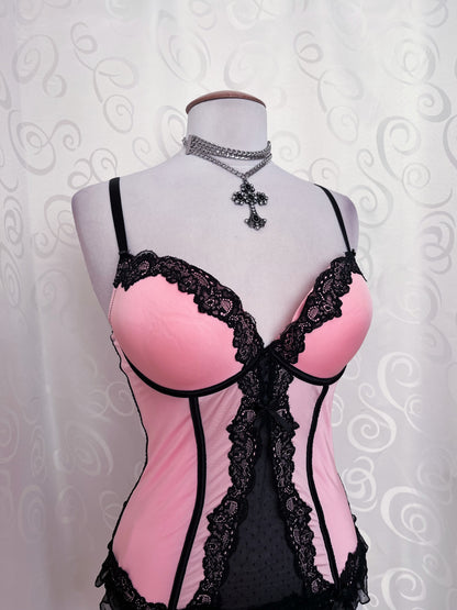 Dark coquette pink corset top with lace details 🎀🕷️