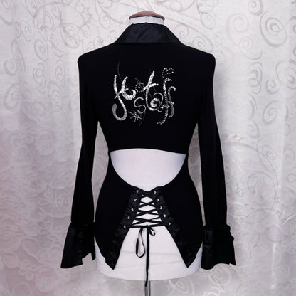 00’s iconic Gothic black shirt with lace-up and cutout back detail 🦇