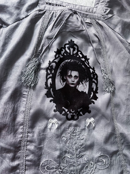 Edward Reworked 00's victorian style embroidered grey dress ✂️🏰