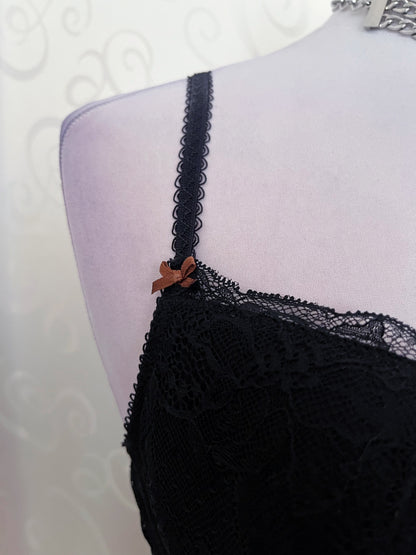 00’s whimsy black lacey corset with brown bow details 🐌 🖤