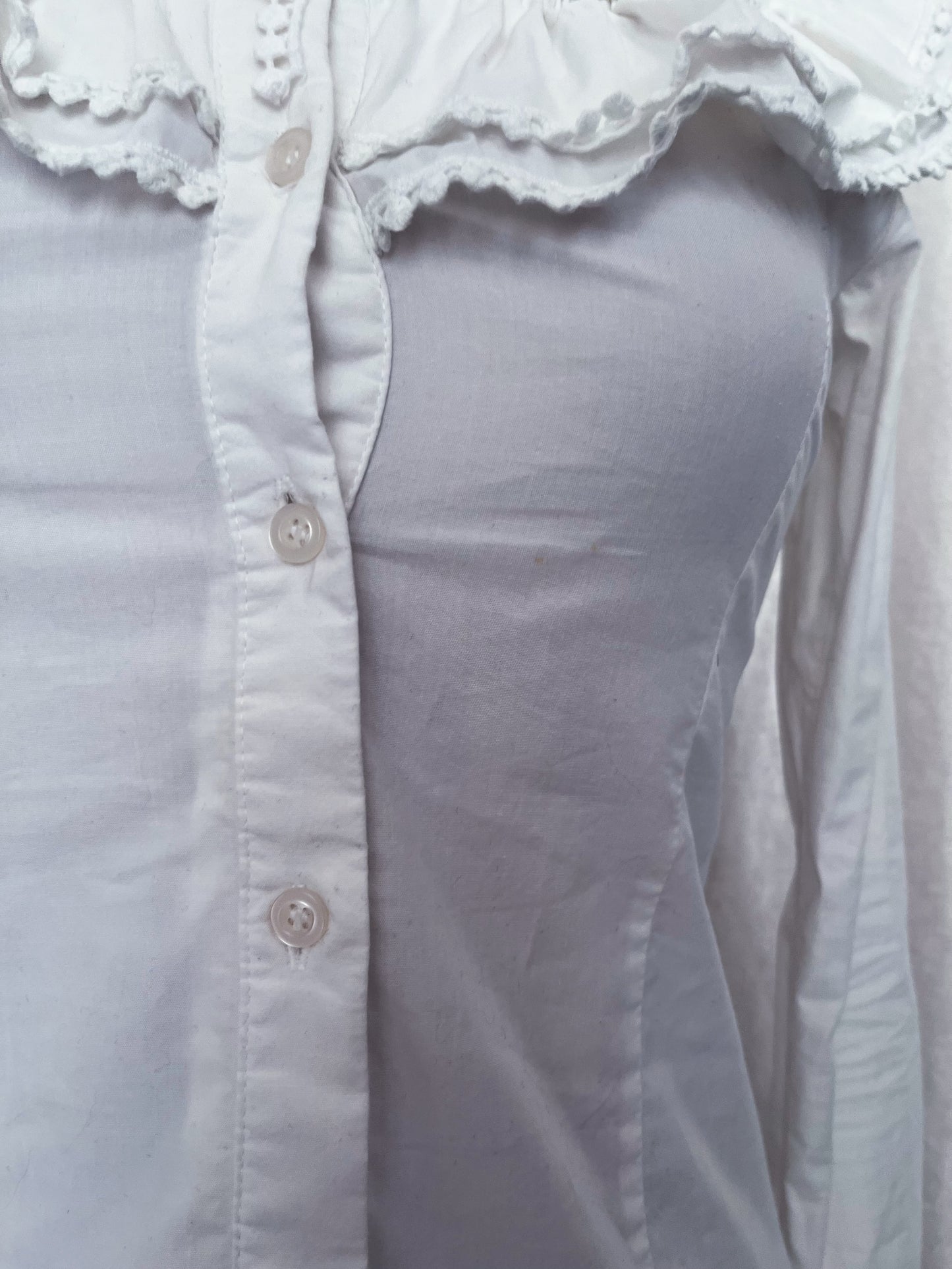 Gothic victorian style ruffle shirt with lace detail 🪽