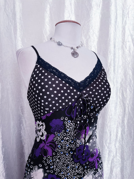 Gothic summer floral & polka dress with lace trim detail 🕷️💜