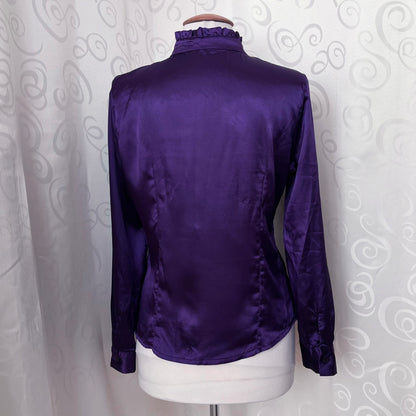 Gothic/Jirai Kei victorian style ruffle satin purple shirt 💜🕷️
