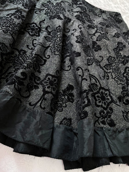 Whimsy goth winter skirt with velvet details