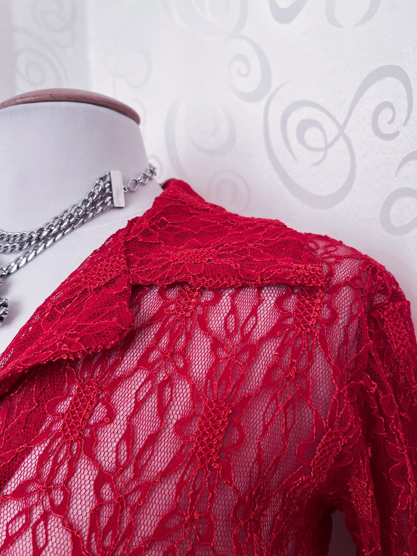 00’s deadstock vampire lacey red shirt 🫀