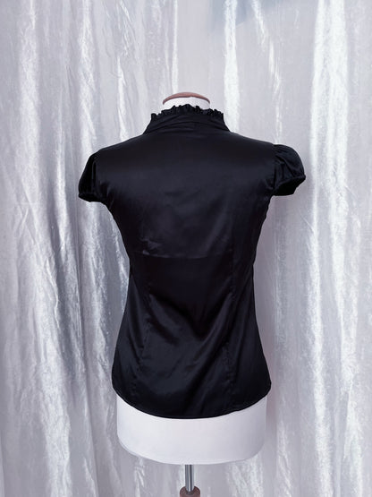 Gothic coquette black ruffle shirt 🎀
