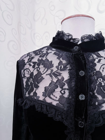 Dracula Gothic victorian style black velvet lace shirt 🖤🦇