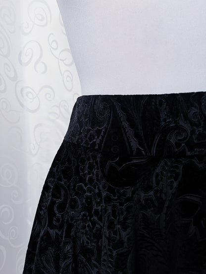 Gothic velvet embossed black midi skirt 🫀🦇