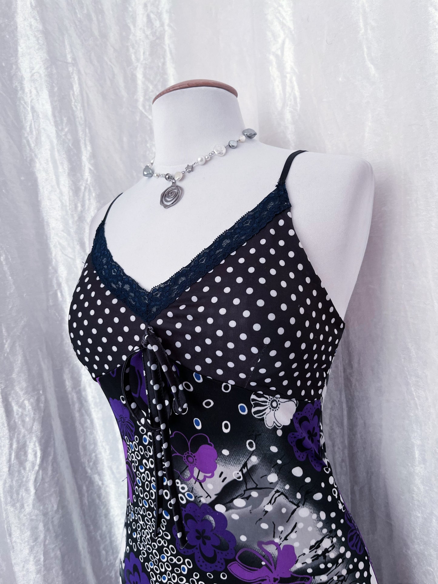 Gothic summer floral & polka dress with lace trim detail 🕷️💜