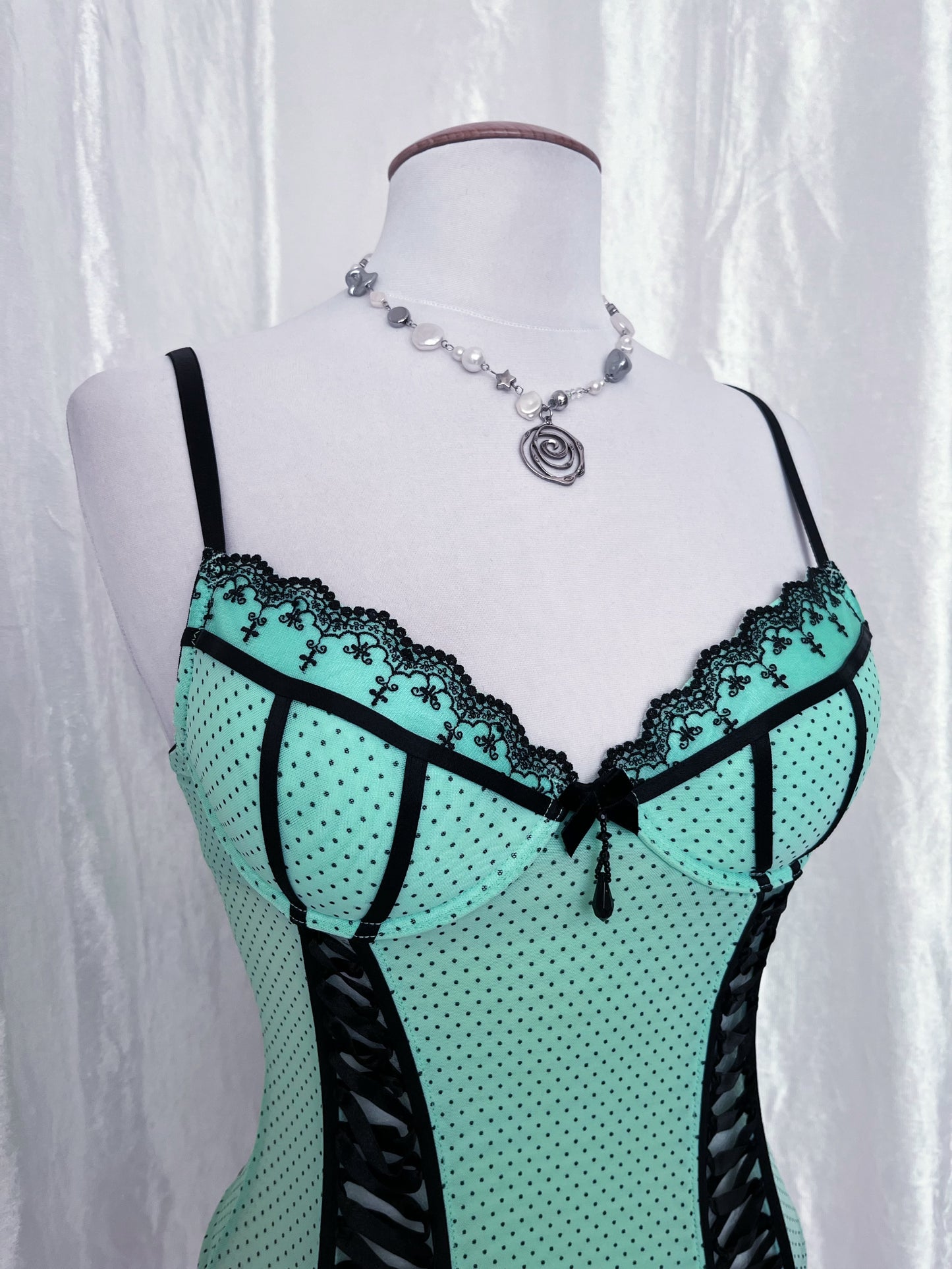 Iconic mint polka corset top with lace-up detail 🍵