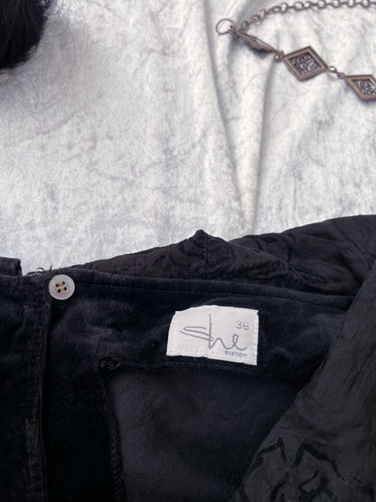 Vintage whimsygoth black velvet top 🦇🌀