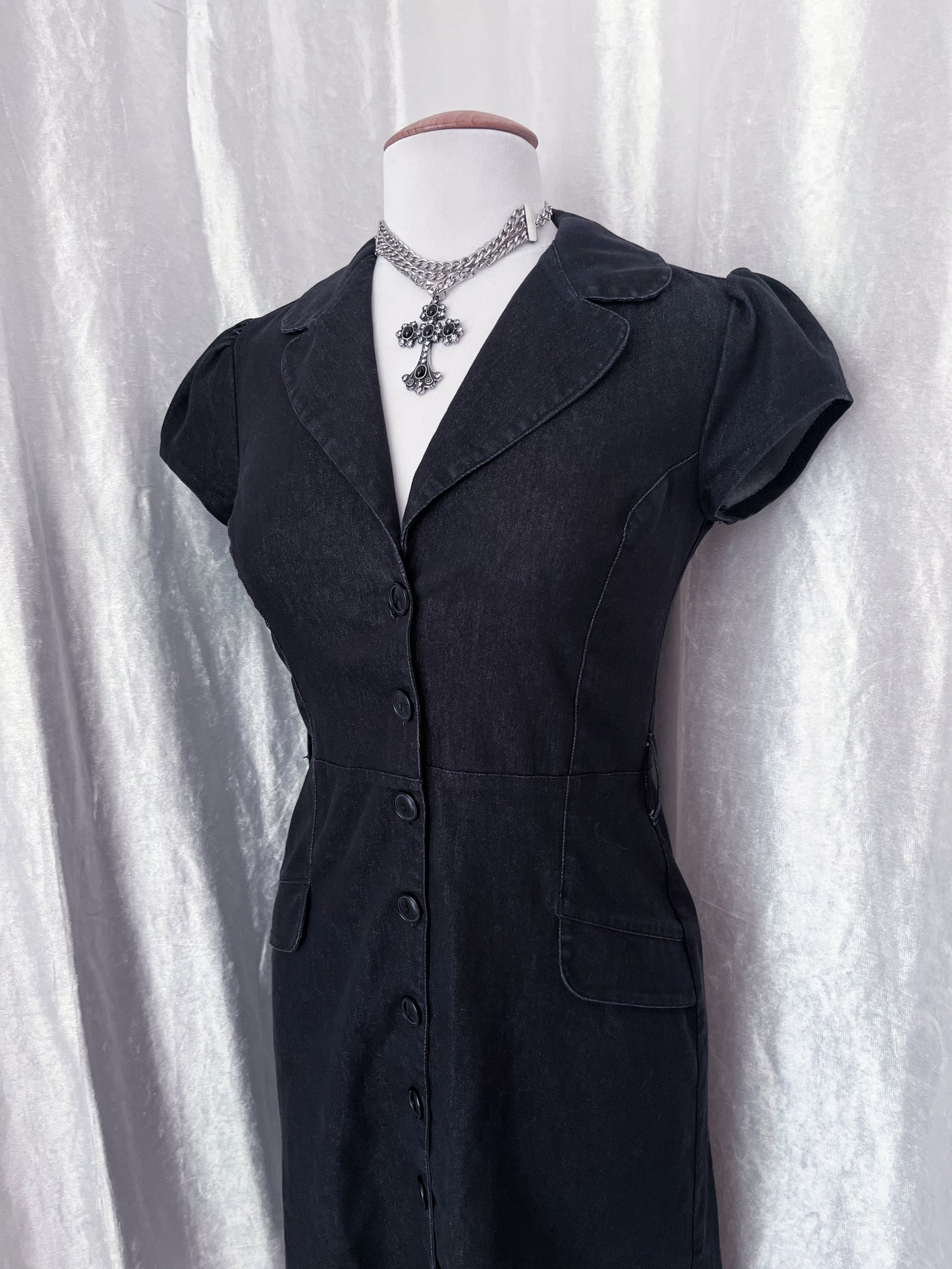 Orsay dark coquette denim dress with puff sleeves 🦋