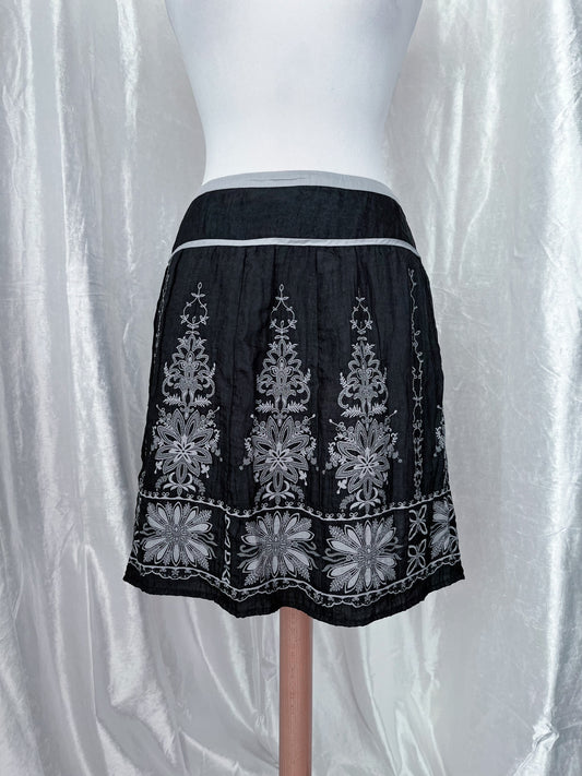 Beautiful coquette skirt