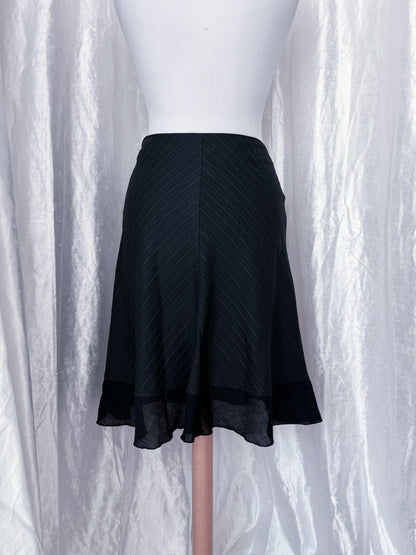 00’s Morgan black striped skirt with lace trim detail ✨🕷️