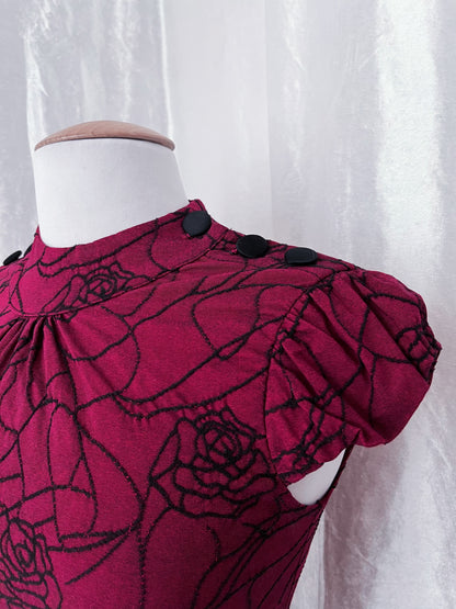 Iconic burgundy Asian style dress with embossed floral details 🌹 🐉