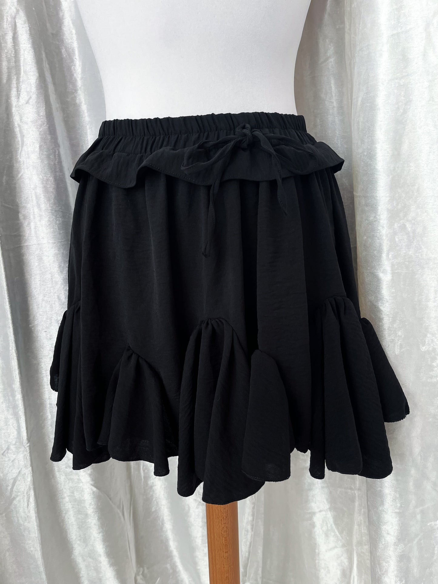 Gothic dark coquette skirt 🕸️