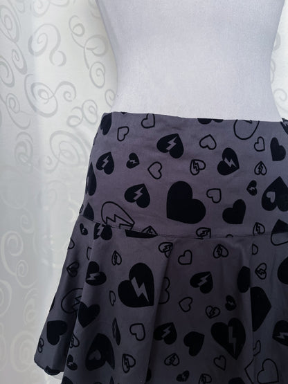 Old Dark Coquette H&M dark grey skirt with velvet hearr details 🖤