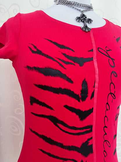 00’s hot pink graphic scratches tee 💞💅
