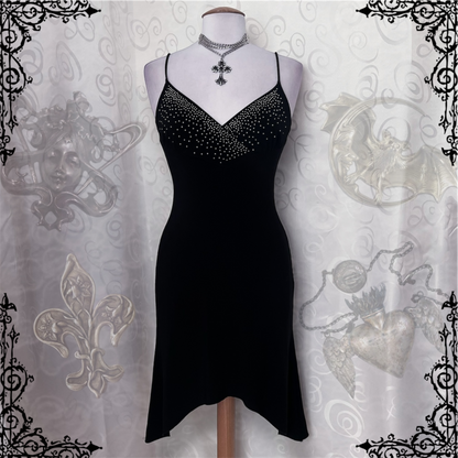 00’s witchy black asymmetrical dress 🖤