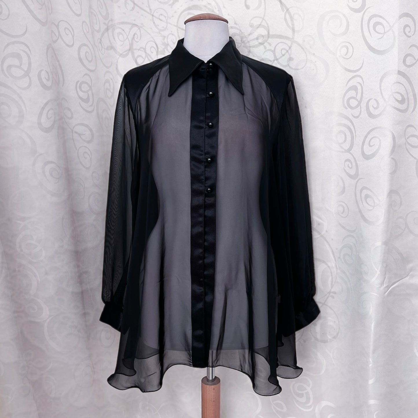 00’s whimsy black mesh shirt 🕷️