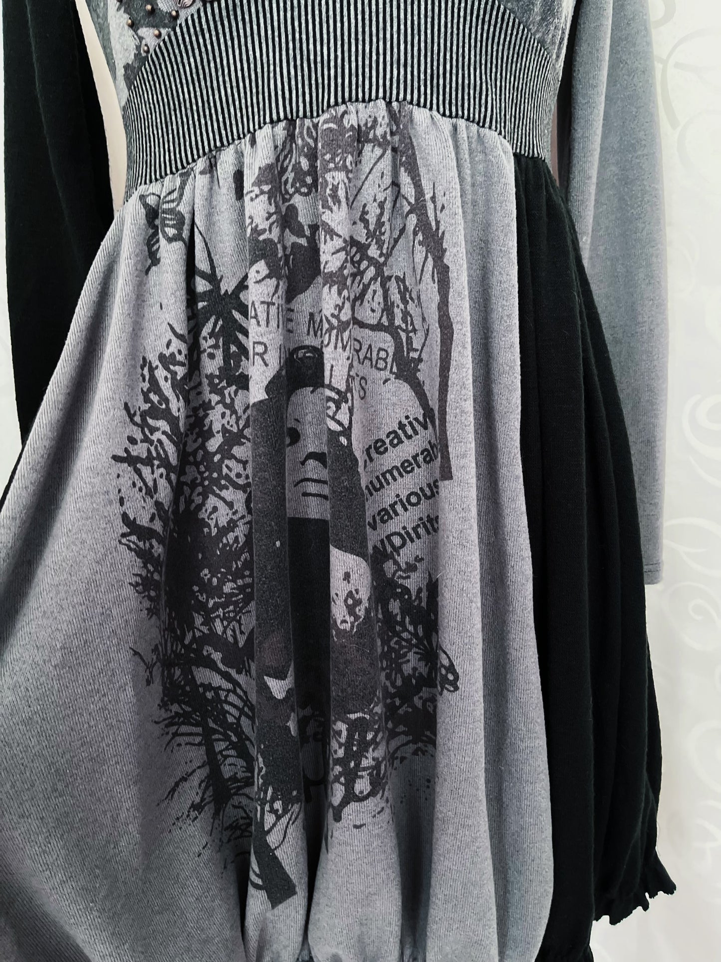 00’s whimsy/steampunk grey patchwork dress with print, beaded & charm details ⚙️🕷️