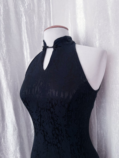 00’s Gothic Asian Qipao style brocade dress 🦇