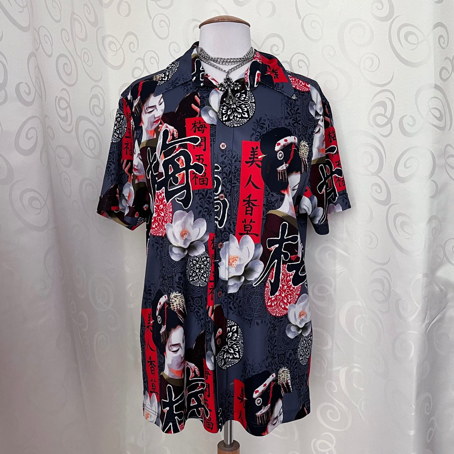 00’s Geisha clockhouse shirt 🐉